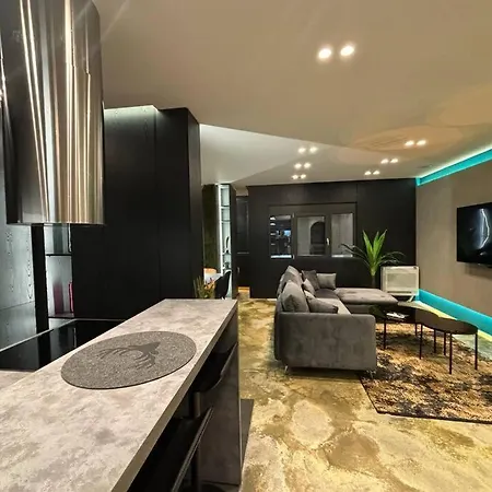 Luxury Boutique / Komuna Parisit / Near To * Tirana